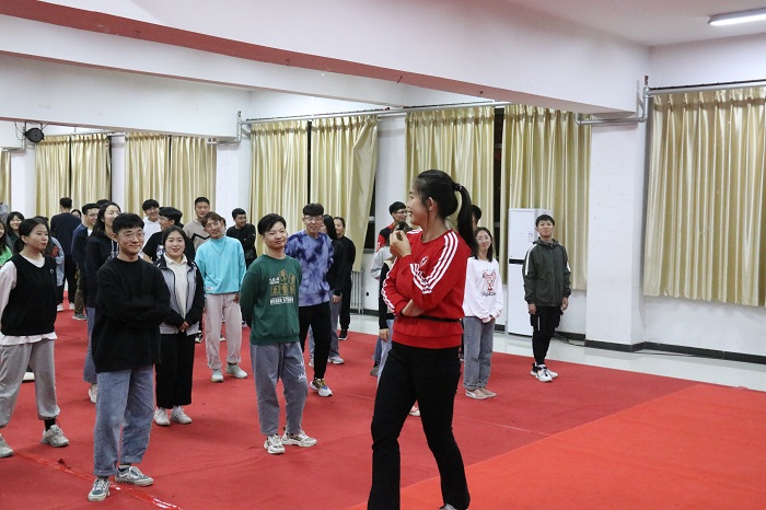 11.10青马团建.jpg